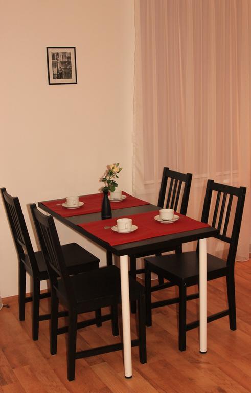 Appartement Dezzaray1 à Ventspils Extérieur photo